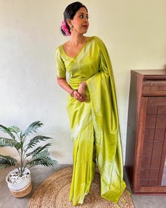 Collection exclusive de robe de soirée traditionnelle indienne saree de mariage non cousu de créateur - Product Image 3