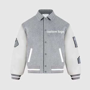 Chaqueta Varsity Gris para Hombre con Mangas Blancas, Diseños de Parches, Cuello Camisero, Botón Único, Estilo Casual - Product Image 2