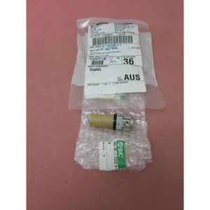 Régulateur de pression AMAT 3800-00360 20 PSI fixe M5 - Équipements et pièces semi-conducteurs de confiance à l'échelle mondiale chez - Product Image 1
