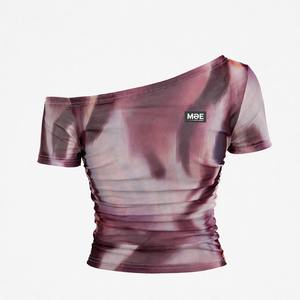 เสื้อครอปท็อปผู้หญิงแบบไหล่เดียว ทรงไม่สมมาตร ผ้าโพลีเอสเตอร์สีพื้น ย้อมสีเรียบๆ ไม่มีลาย  ลดราคาพิเศษ รับผลิตแบบ OEM - Product Image 3