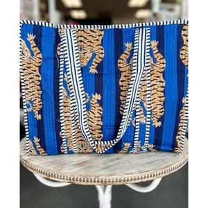Sac fourre-tout en coton bohème CRAFT HACKLE avec motif brodé tigre, fermeture ouverte, pour femme, idéal pour le shopping toutes saisons - Product Image 5