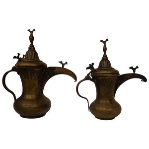 Metal Dallah Coffee Pot Traditional Arabic Serving Vessel With Handle - Product Image 6