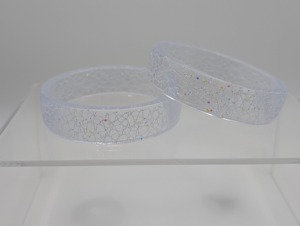 Brazalete de Resina Hecho a Mano con Diseño de Red Brillante, Diseño Exquisito para Regalo Personal - Product Image 3