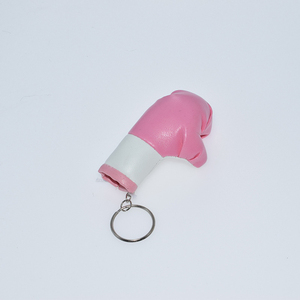 Porte-clés en cuir miniature personnalisé, sur mesure, pour événements sportifs, souvenir promotionnel. - Product Image 4