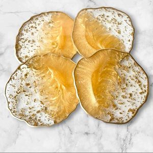Glam <b>Epoxy</b> <b>Resin</b> Coaster Set Round Gold Leaf Design Non Slip Mats Non-Toxic Eco-Friendly Luxury for <b>Table</b> Decoration - Product Image 4