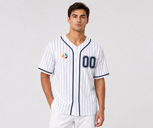 Camiseta de equipo transpirable creada con material ligero para jugadores durante partidos y entrenamientos, con un ajuste flexible. - Product Image 1