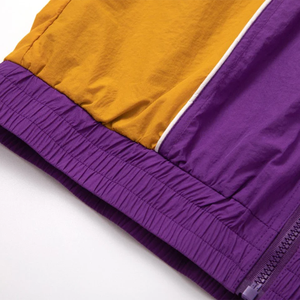 Chaqueta Cortavientos con Capucha Omega Morada y Dorada, Tallas Grandes, Estampada, con Cremallera Completa, Resistente a la Intemperie, Puños Elásticos, Bolsillos con Ribete y Cuello Alto - Product Image 4