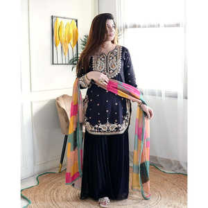 Magnifique ensemble haut, bas et dupatta en mousseline de soie pour soirée - Product Image 3