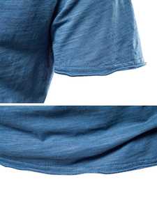 Camiseta de algodón con cuello en V para hombre |   Camiseta de Algodón Cómoda y Elegante para Uso Diario Informal, Perfecta para un Estilo Relajado - Product Image 3