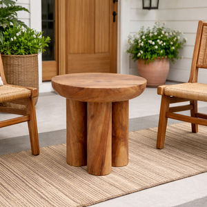 Table basse ronde à 3 pieds cylindriques en bois de Suar naturel, durable et best-seller, au design moderne et élégant pour la maison, le bureau ou la zone lounge. - Product Image 4