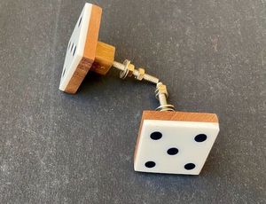 Boutons en résine faits à la main, boutons en bois et résine, boutons de meuble en résine, boutons de tiroir en résine, boutons en bois, prix de gros direct usine - Product Image 6