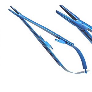 Porte-aiguilles Castroviejo à pointe droite bleu, instrument chirurgical manuel certifié CE Classe I pour utilisation en salle d'opération - Product Image 5