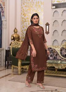 Ensemble Salwar Kameez Traditionnel Indien Brodé pour Femme en Coton Marron, Séchage Rapide, Longueur Genou, Coupe Décontractée - Product Image 2
