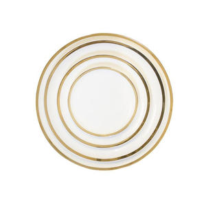 Espejo de Pared Metálico Arqueado de Lujo con Marco Moderno para Decoración e Interiorismo - Product Image 1