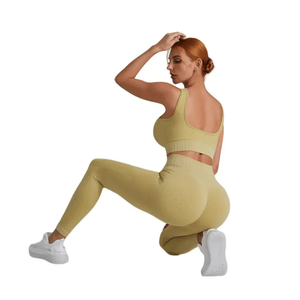 Wholesale Custom Logo Women’s Yoga Set Breathable High Quality Seamless Fitness Activewear - Product Image 4