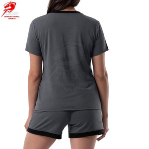 Ensemble de t-shirts pour femmes de haute qualité, respirants, avec tissu extensible confortable, coupe tendance pour les activités estivales, le fitness et les loisirs - Product Image 2