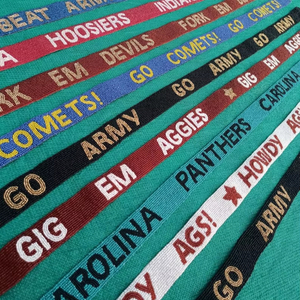 Correa de cuentas bordada con estrellas, totalmente hecha a mano con cuentas de semillas, ideal para móviles y bolsos de mano, de la India, ¡la más vendida! - Product Image 1