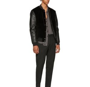 Chaqueta universitaria de lana con logotipo personalizado, mangas de cuero, bordado chenille, chaqueta universitaria de béisbol para hombre, chaqueta de invierno para hombre - Product Image 5