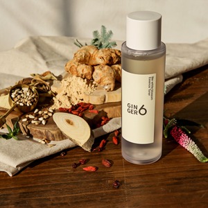 Tónico Esencial Calmante de Flor Blanca de Jengibre Natural para Hidratación Diaria Femenina, Nutritivo, Aclarante y Cuidado de Poros Coreano - Product Image 2