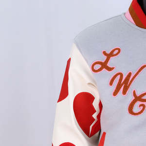 Chaqueta Varsity de Chenilla Bordada de Alta Calidad, Diseño Moderno, Estilo Urbano, Chaqueta de Invierno de Moda - Product Image 4