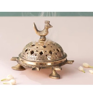 Ensemble de 3 brûleurs à encens en métal de style classique, décoration d'hôtel, finition plaquée or, brûleur à bakhoor en fer - Product Image 2