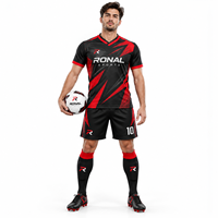 Meilleurs uniformes de football au design tendance et à la mode, disponibles en différentes couleurs, personnalisez votre propre logo, coupe athlétique, adaptés à toutes les saisons