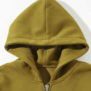 Sweats à capuche modernes pour hommes avec fermeture éclair fluide, poches kangourou et look urbain décontracté - Product Image 3