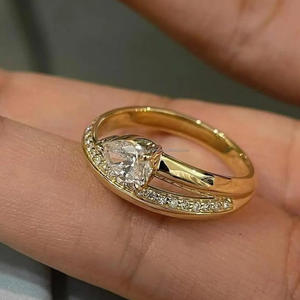 Anillo de Compromiso con Diamante Moissanite Corte Pera Estilo Oriental-Occidental, Plata 925, Engaste de Púas, Regalo de Aniversario de Bodas para Mujer - Product Image 5