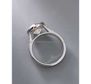 Anillo de compromiso/boda unisex de oro blanco fino de 14k con diamante brillante cultivado en laboratorio IGI, engaste de bisel vintage, para aniversario - Product Image 2
