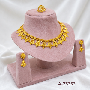 Parure de bijoux de luxe pour femme, plaquée or, motif floral, avec micro-incrustations en laiton et zircon – Collier, boucles d'oreilles, bague, bracelet pour cadeau de mariage - Product Image 2