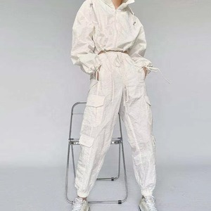 Conjuntos Personalizados para Mujer, Chaqueta con Cierre y Bolsillos Frontales, Pantalones Cortos, Cortavientos de Nailon, con su Propio Logotipo, Trajes Deportivos para Chicas, OEM - Product Image 5