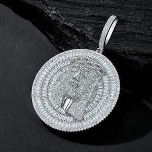 Colgante de Moissanita Iced Out de Plata para Joyería de Moda, Estilo Hip Hop y Rapper - Product Image 3