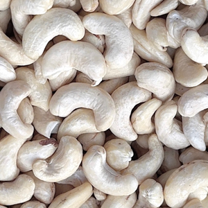 เม็ดมะม่วงหิมพานต์ดิบจากโรงงานโดยตรง WW180, WW240, WW320, LP, WS เม็ดมะม่วงหิมพานต์เวียดนาม พร้อมบรรจุภัณฑ์ตามสั่ง - Product Image 1