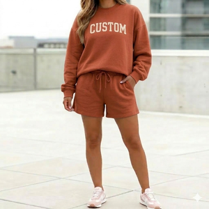 Conjunto de Top de Cuello Alto y Pantalones Cortos para Mujer, Diseñado para Marcas de Marca Privada, Ayuda a las Empresas a Crear una Identidad Textil Fuerte - Product Image 1