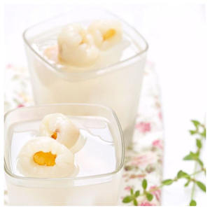 Nata de Coco Pura del Río Mekong en Jarabe, Cubos de Gelatina de Coco, 12 Meses de Duración, Lista para Usar en Bebidas y Postres - Product Image 4
