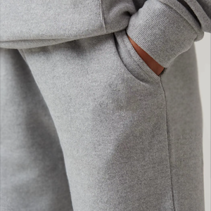 Ensemble de survêtement décontracté pour femme avec logo personnalisé, respirant, séchage rapide, écologique, léger, en polaire, sweat-shirt à capuche et pantalon de jogging - Product Image 4
