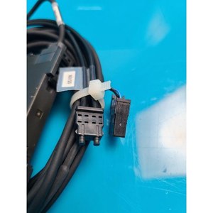 FX-305 SUNX ใช้เป็นชิ้นส่วนอุปกรณ์เซมิคอนดักเตอร์รุ่นเก่า - Product Image 3