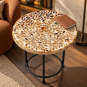 Mesa de Centro Redonda Artesanal con Incrustaciones de Resina Botánica, Tapa de MDF y Estructura de Hierro Negro |   Mesa de Centro Artesanal de Lujo para Sala de Estar, Arte para el Hogar - Product Image 3