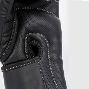 Gants de boxe blancs personnalisés, de marque professionnelle, pour l'entraînement et le sparring, pour femmes et hommes, fitness, cardio, kickboxing, et pour sacs de frappe. - Product Image 3