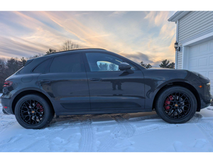 Venta al por Mayor de Autos Usados Porsche Macan GTS de Segunda Mano con Volante a la Izquierda, Motor Turbo V6 de 360 hp, Vehículos Deportivos Económicos - Product Image 3