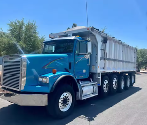 Camión Volquete Usado Freightliner FL112 2015 de 5 Ejes en EXCELENTE ESTADO, LISTO PARA ENVIAR a Todo el Mundo - Product Image 2