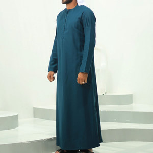 <b>Thobe</b> OEM Factory Custom Islamic Clothing with Modern Tailoring for Global Clothing Brands and Export - Product Image 6