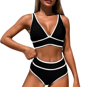 Conjunto de Bikini Premium Europeo y Americano con Top Corto en V |   Trajes de Baño de Dos Piezas Atemporales al por Mayor, Trajes de Baño de Alta Gama para Comercio Exterior - Product Image 4