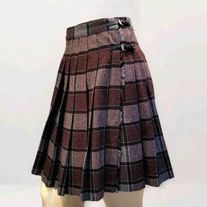 กระโปรงผ้าขนสัตว์ลายสก็อตแบบดั้งเดิมสำหรับเด็กผู้หญิง สายรัดปรับระดับได้พร้อมหัวเข็มขัดหนัง ขายส่ง - Product Image 1