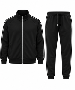 Survêtement unisexe noir avec veste zippée et pantalon de jogging, couleur unie, poches latérales, coupe classique, idéal pour l'automne - Product Image 1