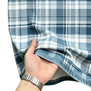 Chemise en denim contrastant à carreaux en polyester/coton pour homme, bleu et blanc, manches courtes, coupe classique, décontractée, respirante, tricotée, pour le golf, été - Product Image 6