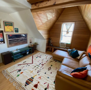 Alfombra de Lana Multicolor Blanca Marroquí Anudada a Mano, Patrón Geométrico, Ecológica, Antideslizante, Apta para Mascotas, para Sala de Estar y Niños - Product Image 2