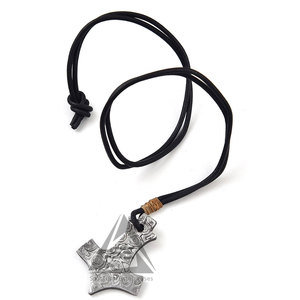 Colgantes Cristianos Clásicos de Acero de Damasco de Alta Calidad, Personalizables, Hechos en Pakistán - Product Image 4