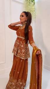 Salwar Kameez Morado de Moda Feni para Mujer, Talla S, Hermoso con Bordado de Lentejuelas, para Fiestas, Elegante, Tradicional, para Todas las Temporadas - Product Image 2