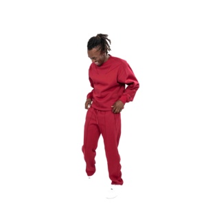 Conjunto Deportivo Premium Personalizado con Bordado y Estampado en Sudadera de Cuello Redondo, Pantalones Deportivos, Tallas Personalizadas Disponibles - Product Image 2